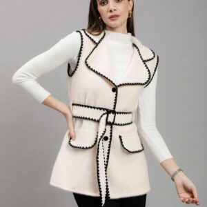 Two piece knit outfit with relaxed fit