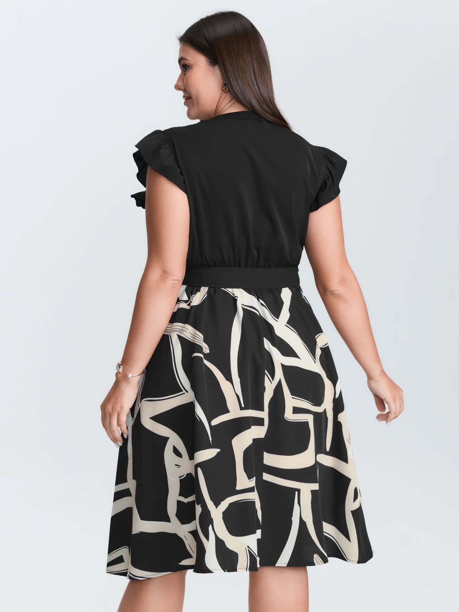 Geometric Print Mini Dress with Belt and Side Pockets - Image 2